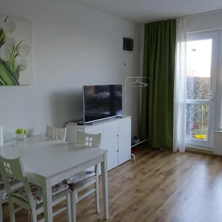 Апартамент Large Two Floor Бяла