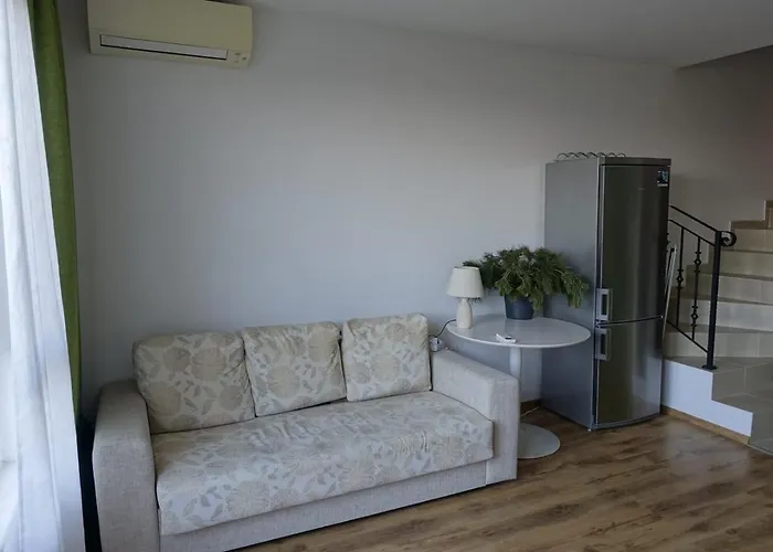 Large Two Floor Appartamento *